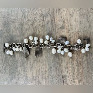 Silpada 925 Sterling Silver Pearl & Quartz Effervescence Toggle Bracelet B2180